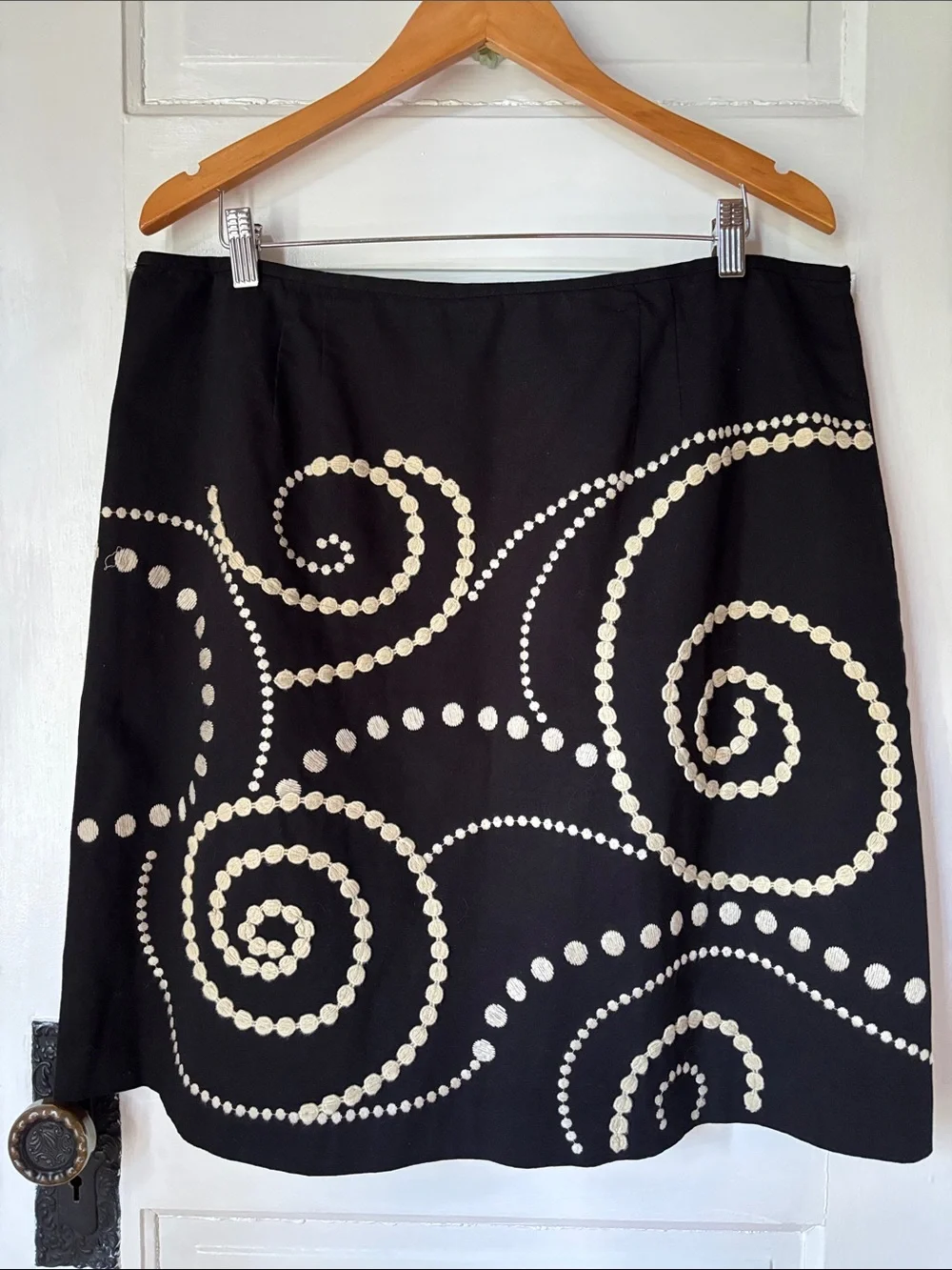 BOWDEN A- LINE EMBROIDERED SKIRT